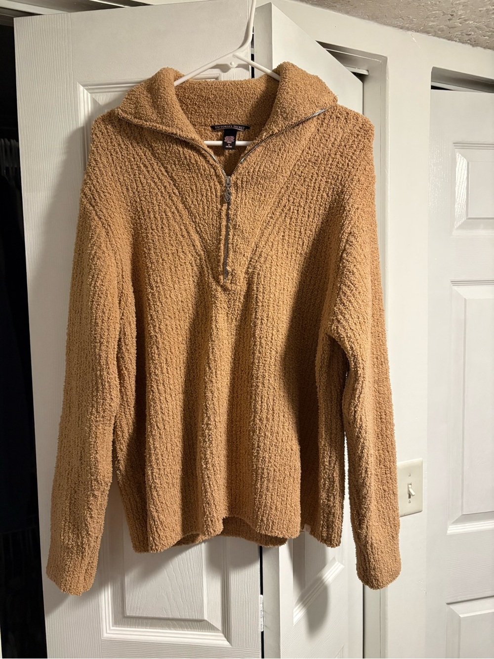 NWOT Victoria’s Secret Cozy Fuzzy Half Zip Pullover Sweater